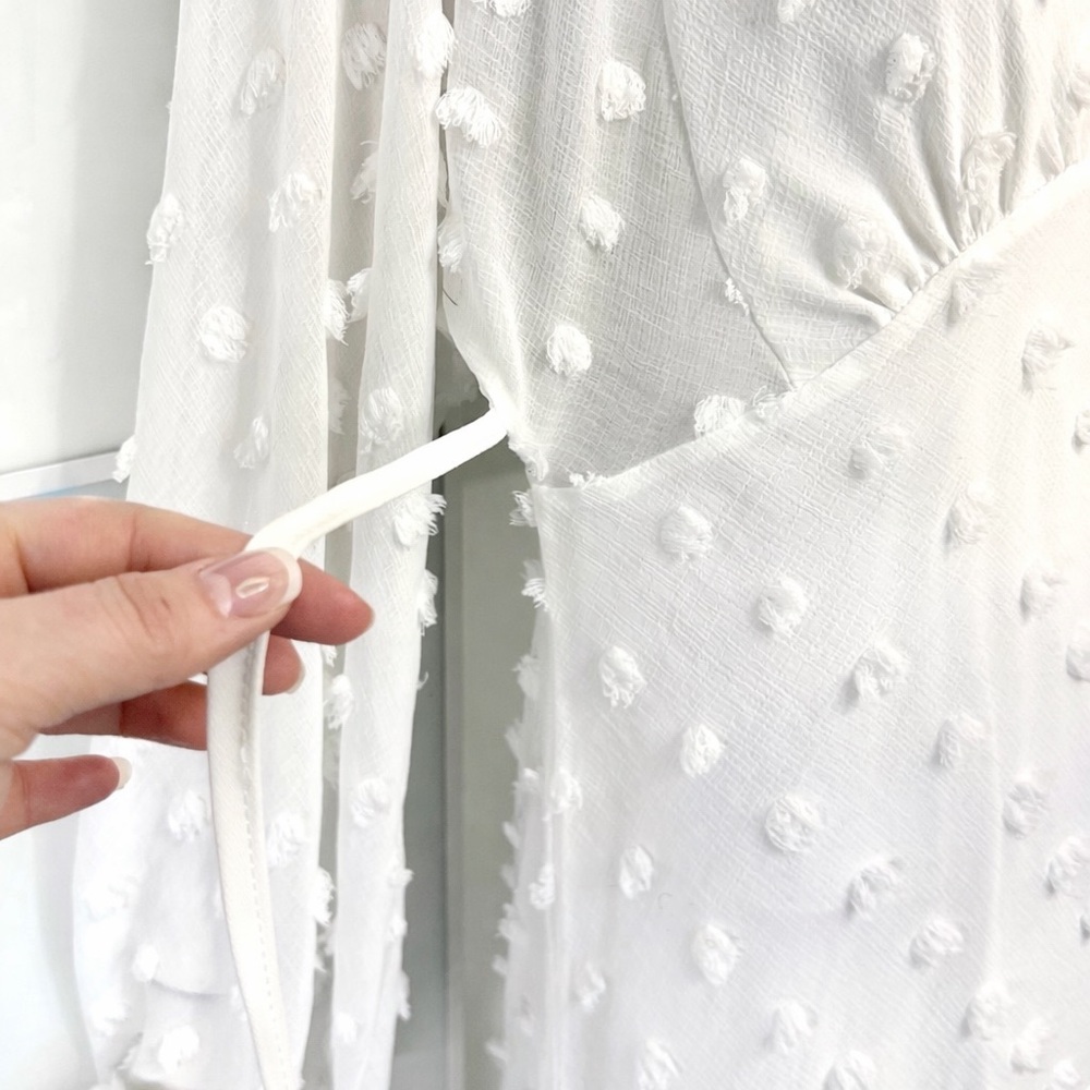 🎀 CHICWISH NWOT Romantic Coquette Midi Dress White Textured Cotton Candy Size L